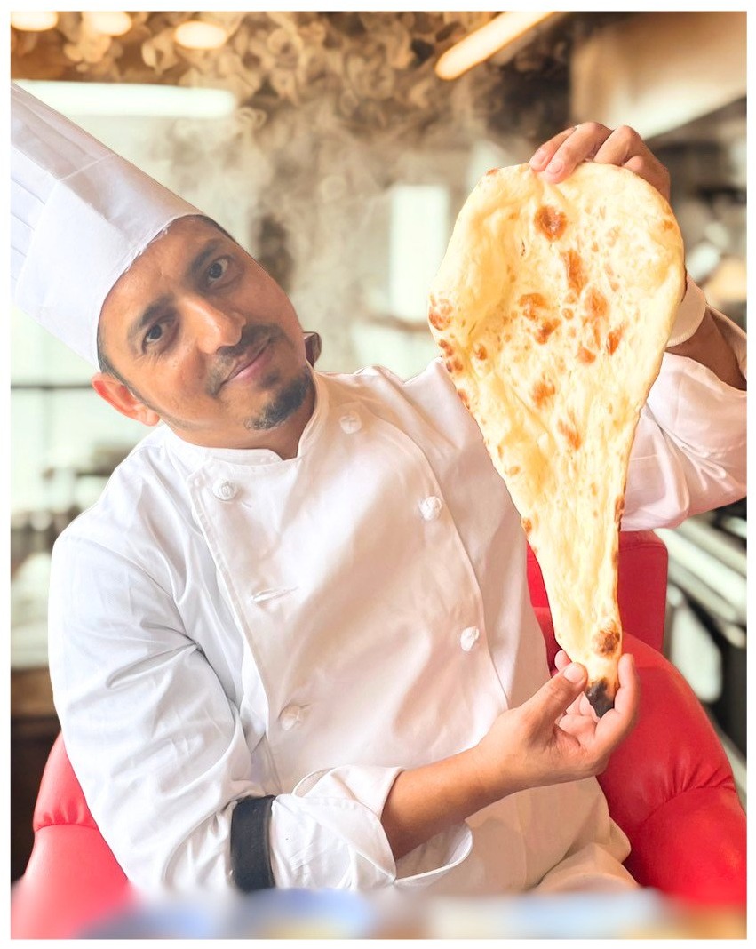 ジャグビルシェフが誇る巨大ナン