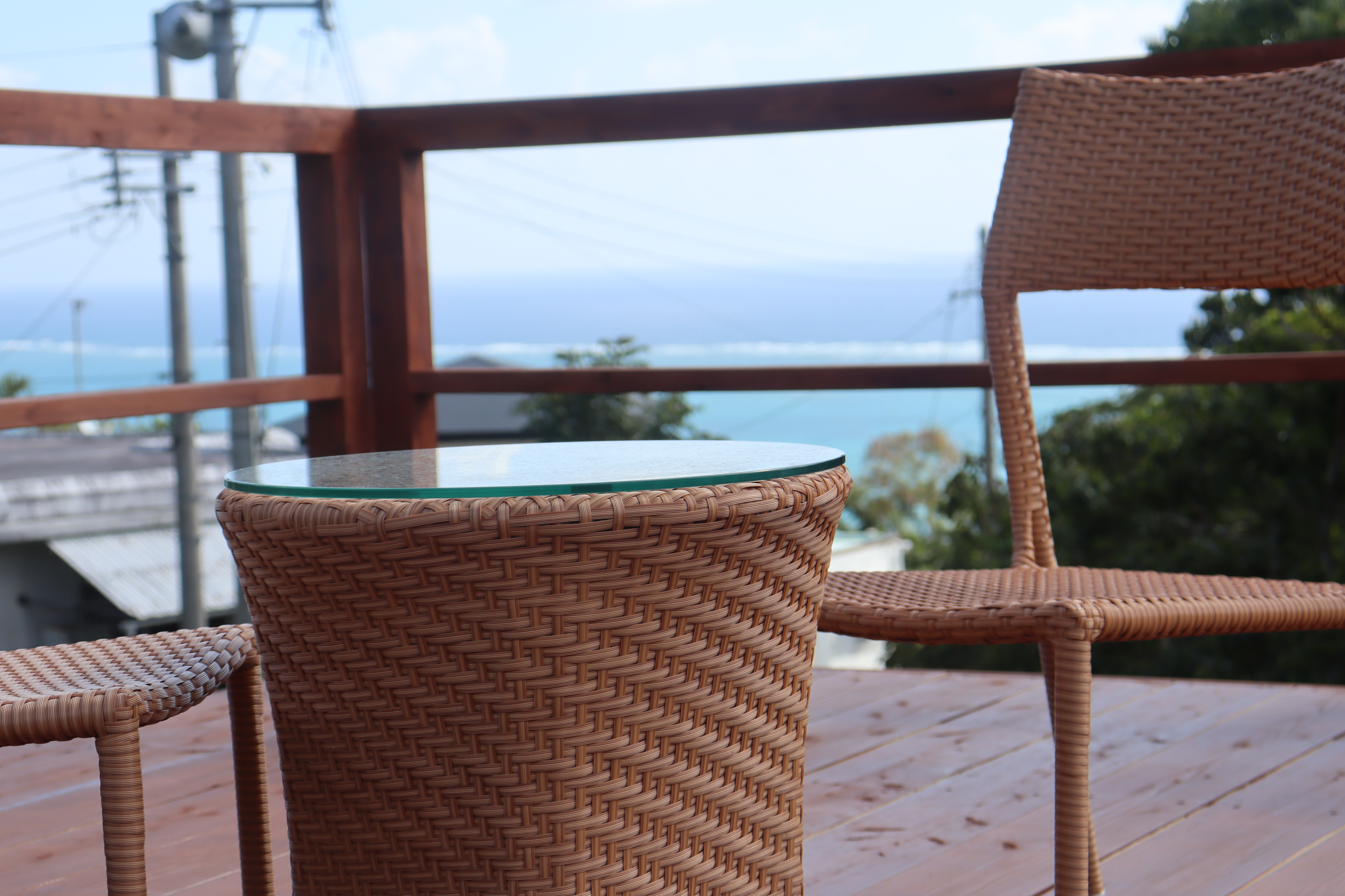 海が眺める屋上席